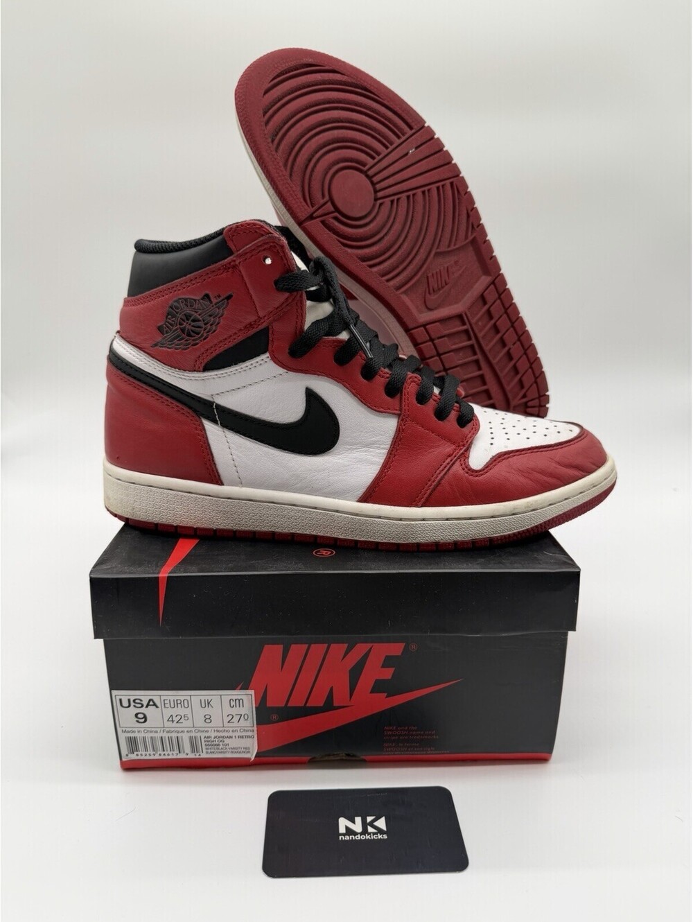 Nike Air Jordan Retro 1 High OG Chicago 2015 555088101 Size 9M
